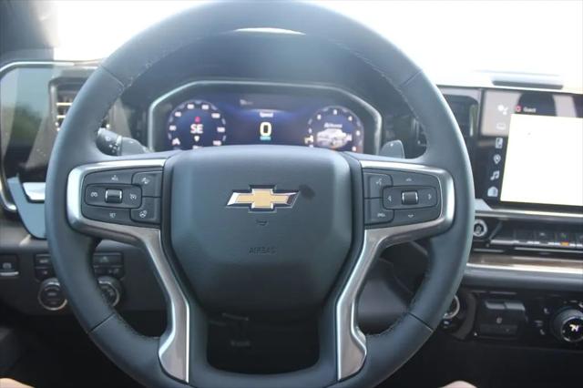 2026 Chevrolet Silverado 1500 4WD Crew Cab Standard Bed LT