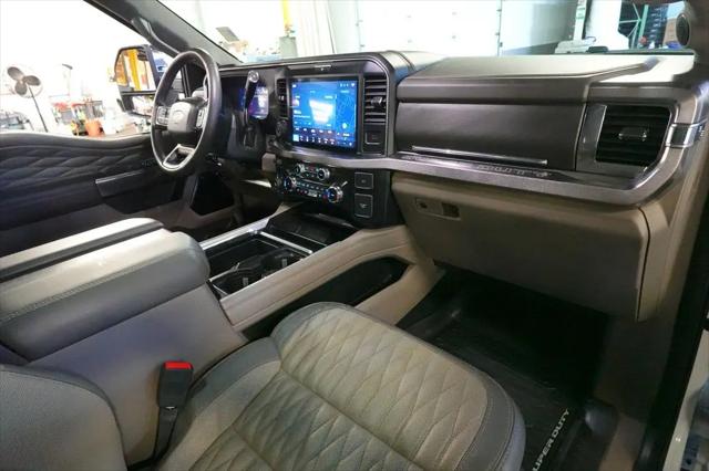 2025 Ford F-350 Platinum