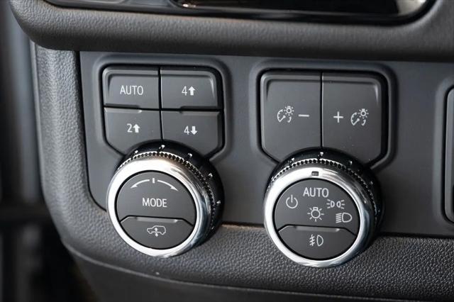 2026 GMC Yukon 4WD AT4