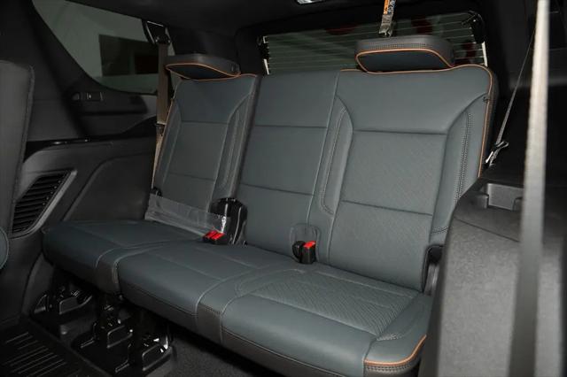 2026 GMC Yukon 4WD AT4