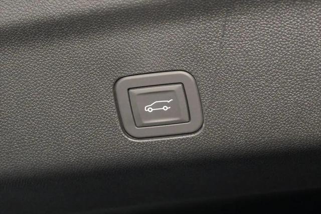 2026 GMC Yukon 4WD AT4
