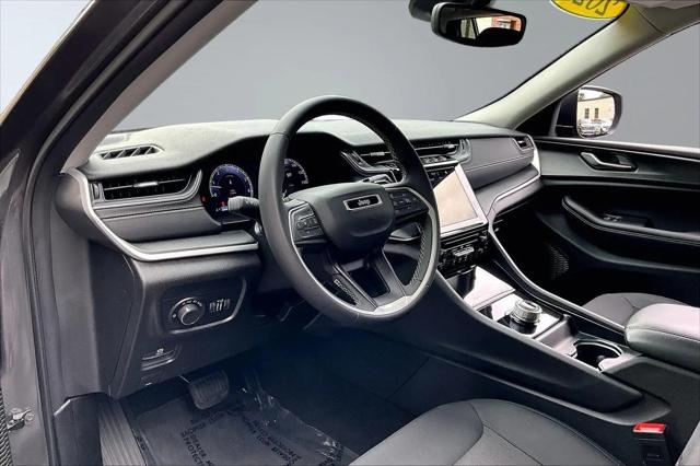 2024 Jeep Grand Cherokee Laredo X 4x4