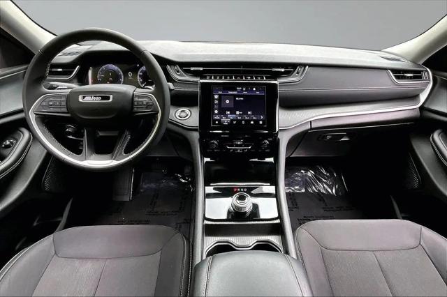 2024 Jeep Grand Cherokee Laredo X 4x4