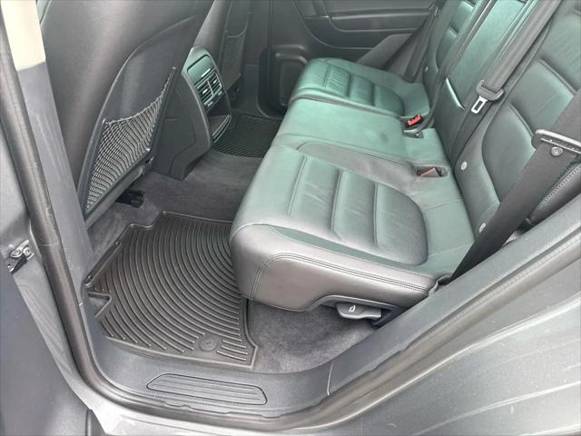 2016 Volkswagen Touareg TDI Lux