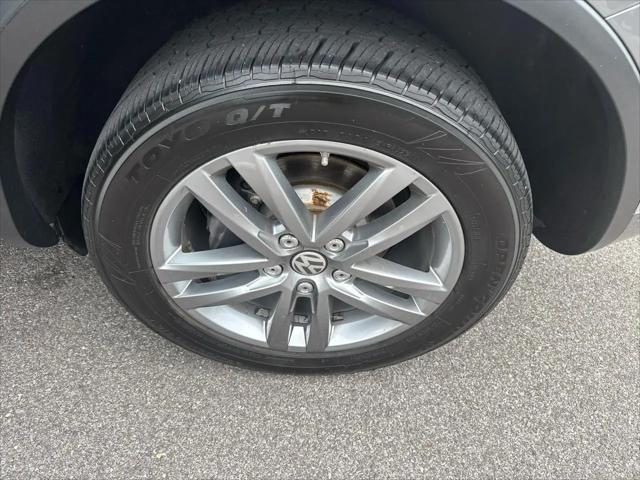 2016 Volkswagen Touareg TDI Lux