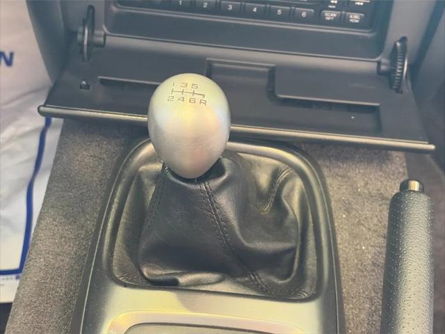 2000 Honda S2000 Base