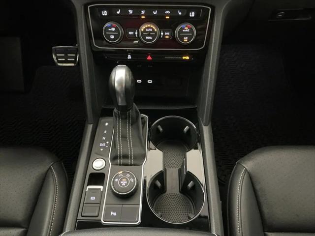 2022 Volkswagen Atlas 3.6L V6 SEL R-Line Black