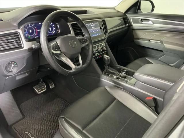 2022 Volkswagen Atlas 3.6L V6 SEL R-Line Black