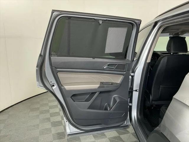 2022 Volkswagen Atlas 3.6L V6 SEL R-Line Black
