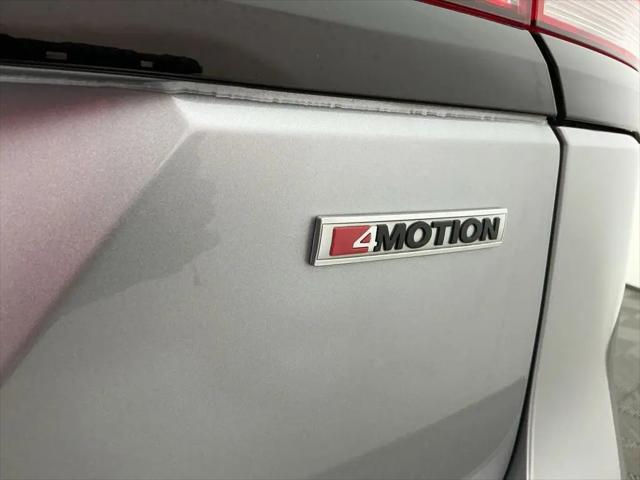 2022 Volkswagen Atlas 3.6L V6 SEL R-Line Black