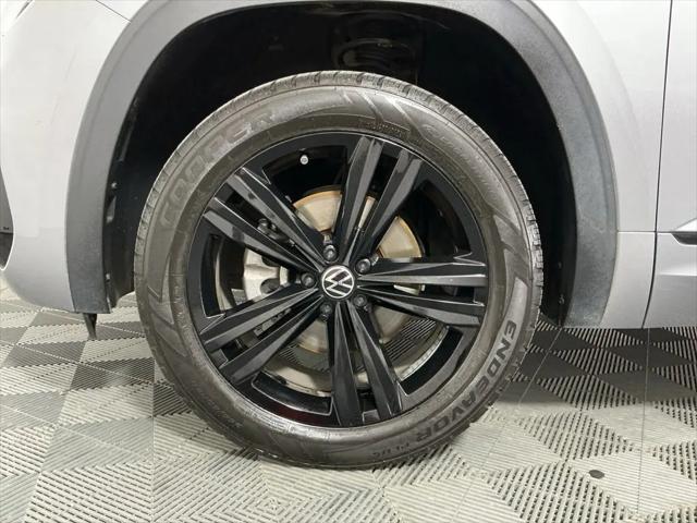 2022 Volkswagen Atlas 3.6L V6 SEL R-Line Black