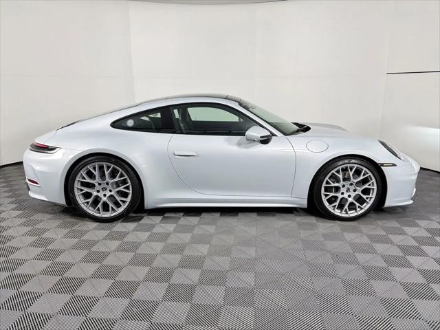 2025 Porsche 911 Carrera T