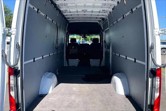 2021 Mercedes-Benz Sprinter 2500 High Roof V6