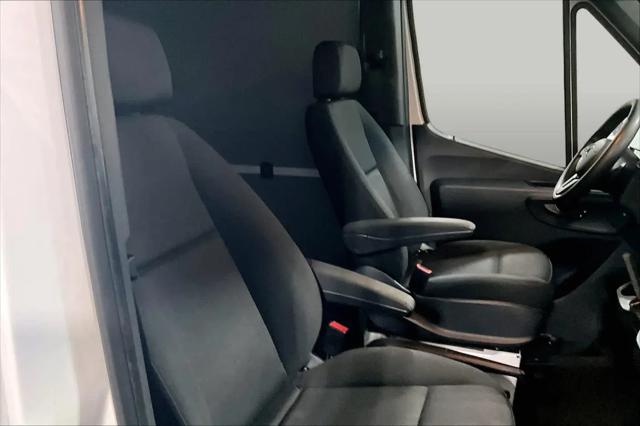 2021 Mercedes-Benz Sprinter 2500 High Roof V6
