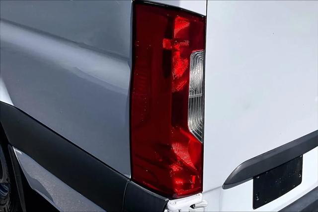 2021 Mercedes-Benz Sprinter 2500 High Roof V6