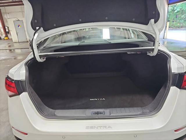 2024 Nissan Sentra SR Xtronic CVT