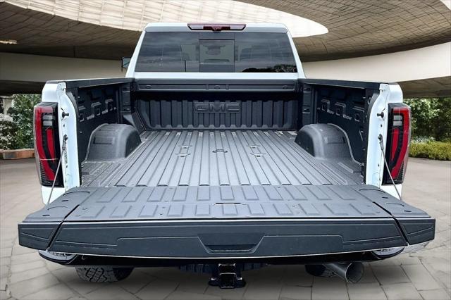 2026 GMC Sierra 2500HD Crew Cab, Standard Bed, AT4X, 4WD