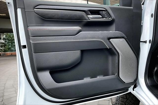 2026 GMC Sierra 2500HD Crew Cab, Standard Bed, AT4X, 4WD