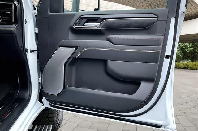 2026 GMC Sierra 2500HD Crew Cab, Standard Bed, AT4X, 4WD