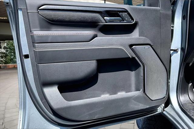 2026 GMC Sierra 2500HD Crew Cab, Standard Bed, AT4X, 4WD
