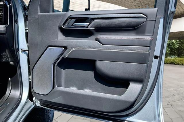 2026 GMC Sierra 2500HD Crew Cab, Standard Bed, AT4X, 4WD