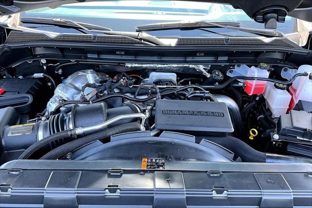 2026 GMC Sierra 2500HD Crew Cab, Standard Bed, AT4X, 4WD