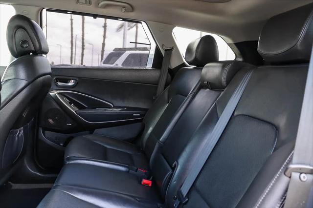2017 Hyundai Santa Fe SE Ultimate