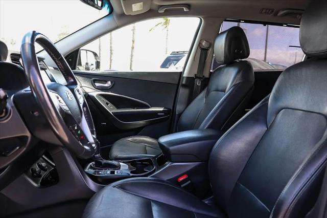 2017 Hyundai Santa Fe SE Ultimate