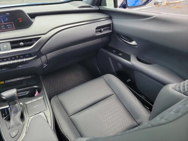 2022 Lexus UX 200 UX 200