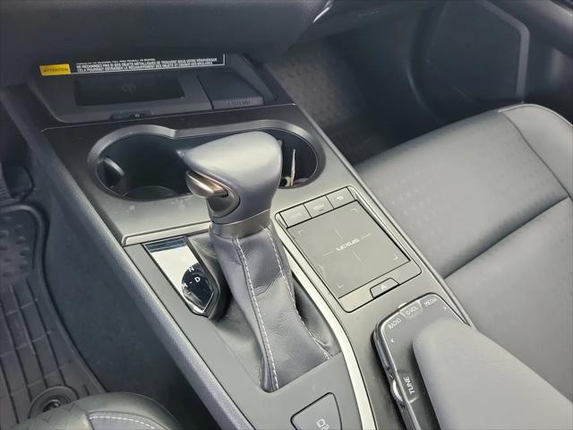 2022 Lexus UX 200 UX 200