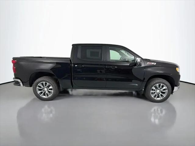 2026 Chevrolet Silverado 1500 4WD Crew Cab Standard Bed LT