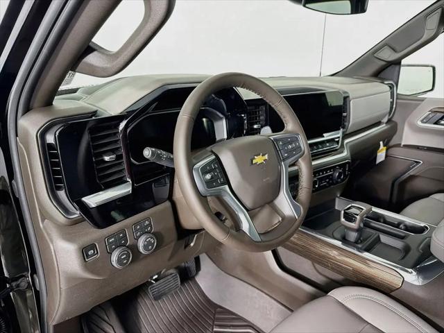 2026 Chevrolet Silverado 1500 4WD Crew Cab Standard Bed LT