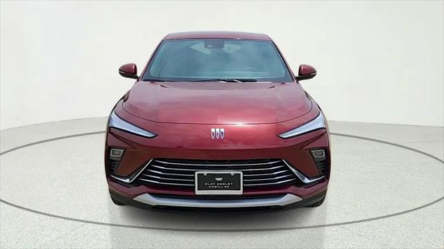 2025 Buick NV Preferred FWD