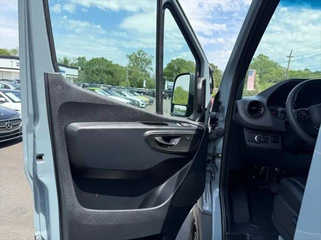 2024 Mercedes-Benz Sprinter 2500 2500