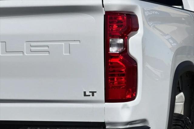 2023 Chevrolet Silverado 2500HD 4WD Crew Cab Standard Bed LT