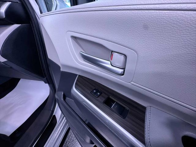 2023 Toyota Sienna Limited