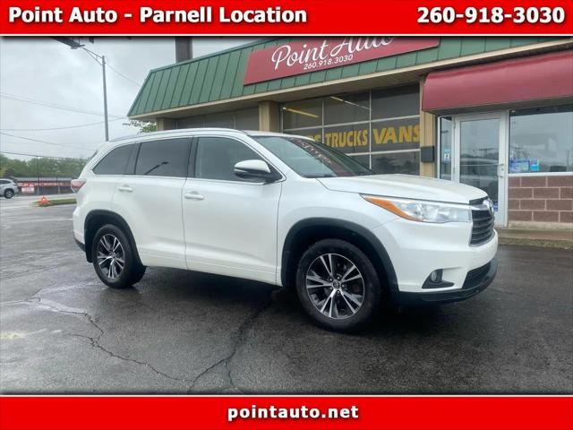 2016 Toyota Highlander XLE V6 for sale in Fort Wayne, IN