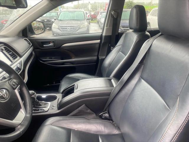 2016 Toyota Highlander XLE V6