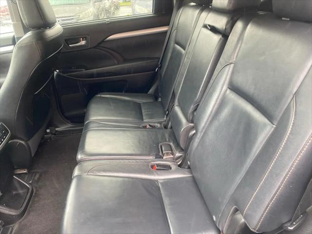 2016 Toyota Highlander XLE V6