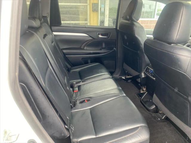 2016 Toyota Highlander XLE V6