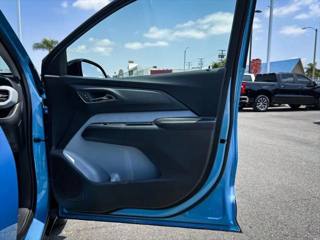 2027 Chevrolet Bolt LT FWD