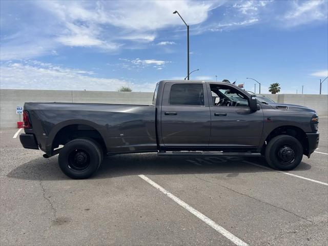 2025 Ram 3500 Tradesman Crew Cab 4x4 8' Box