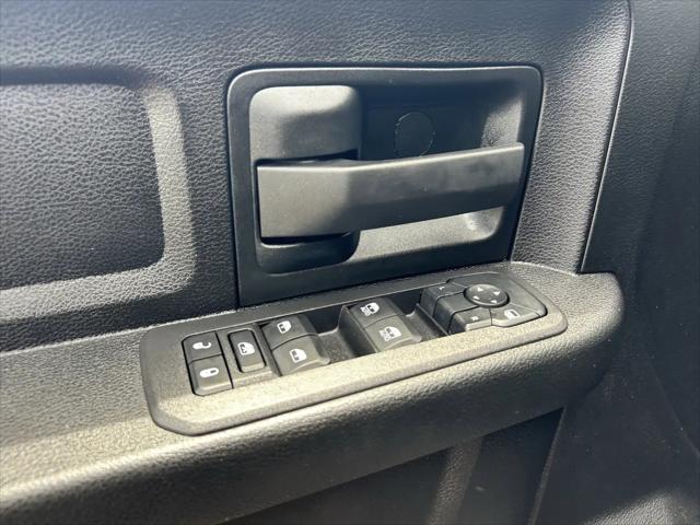 2025 Ram 3500 Tradesman Crew Cab 4x4 8' Box