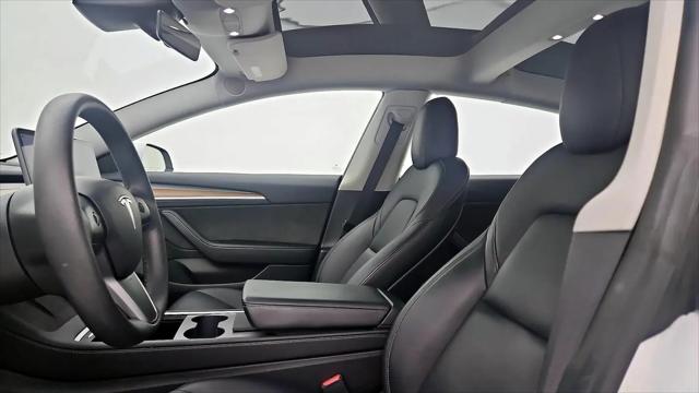 2022 Tesla Model 3 Long Range Dual Motor All-Wheel Drive