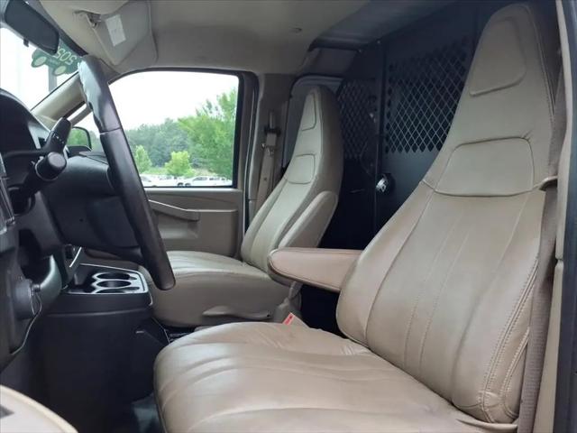 2023 GMC Savana Cargo RWD 2500 Regular Wheelbase Work Van