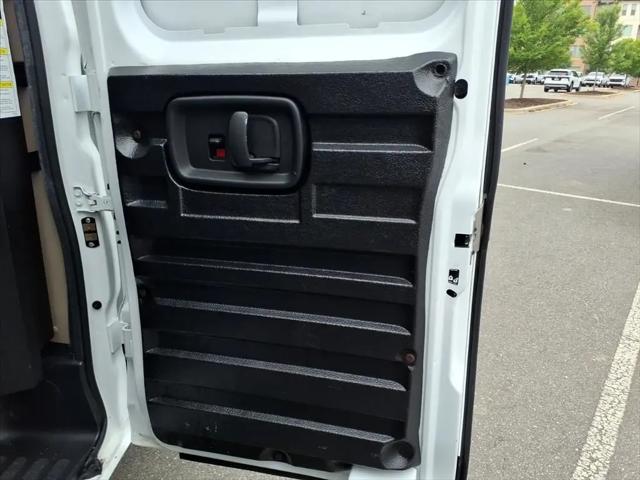 2023 GMC Savana Cargo RWD 2500 Regular Wheelbase Work Van
