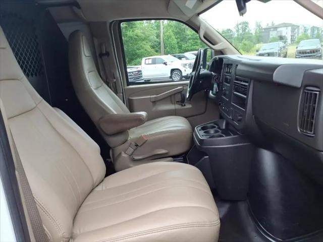 2023 GMC Savana Cargo RWD 2500 Regular Wheelbase Work Van