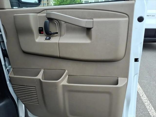 2023 GMC Savana Cargo RWD 2500 Regular Wheelbase Work Van