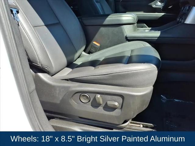 2024 Chevrolet Suburban 4WD LT