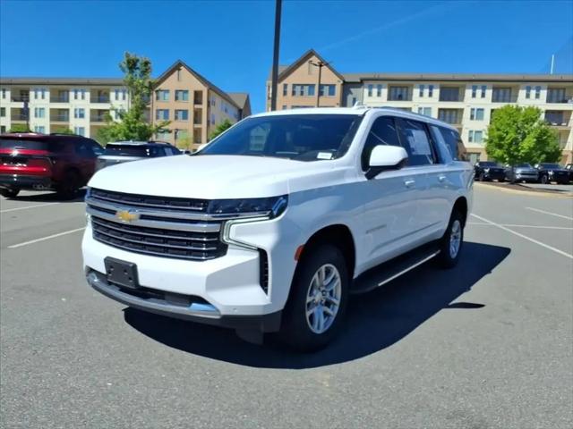 2024 Chevrolet Suburban 4WD LT
